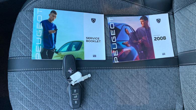 Peugeot 2008 1.2 PureTech Allure 5dr Petrol Estate